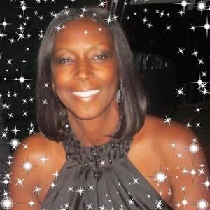 Meet your Posher, Yolandra